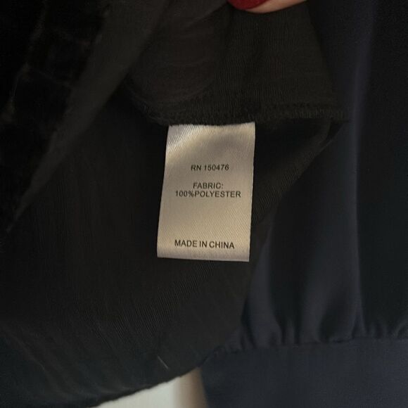 CROSBY by Mollie Burch Wilkins Nightfall blouse in Navy/ Black Size XS - Picture 8 of 8